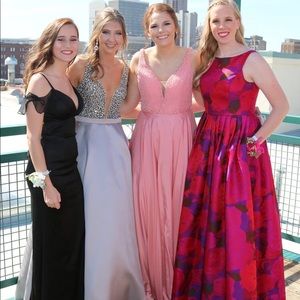 Peach Sherri Hill Prom Dress